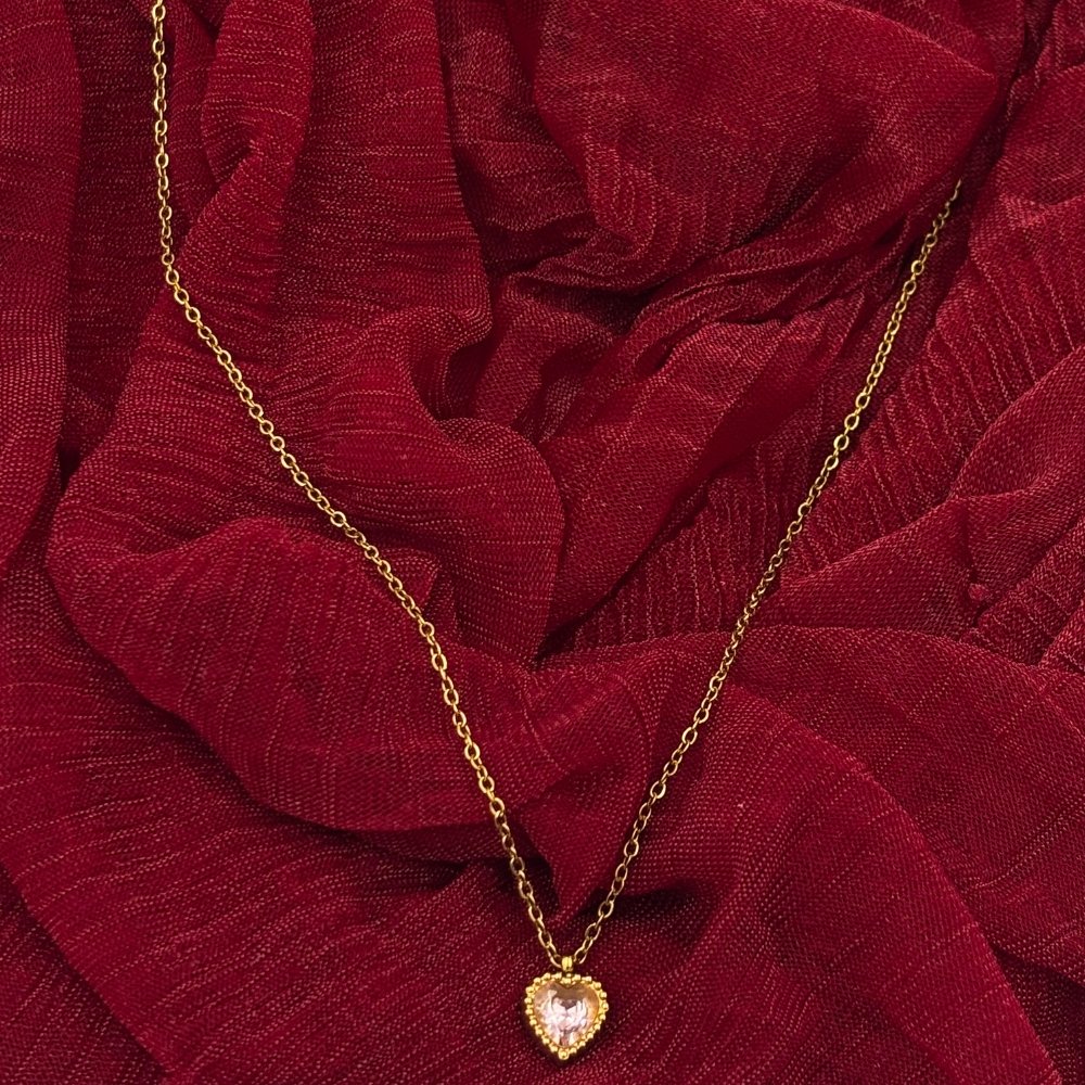 Noir Heart Pendant