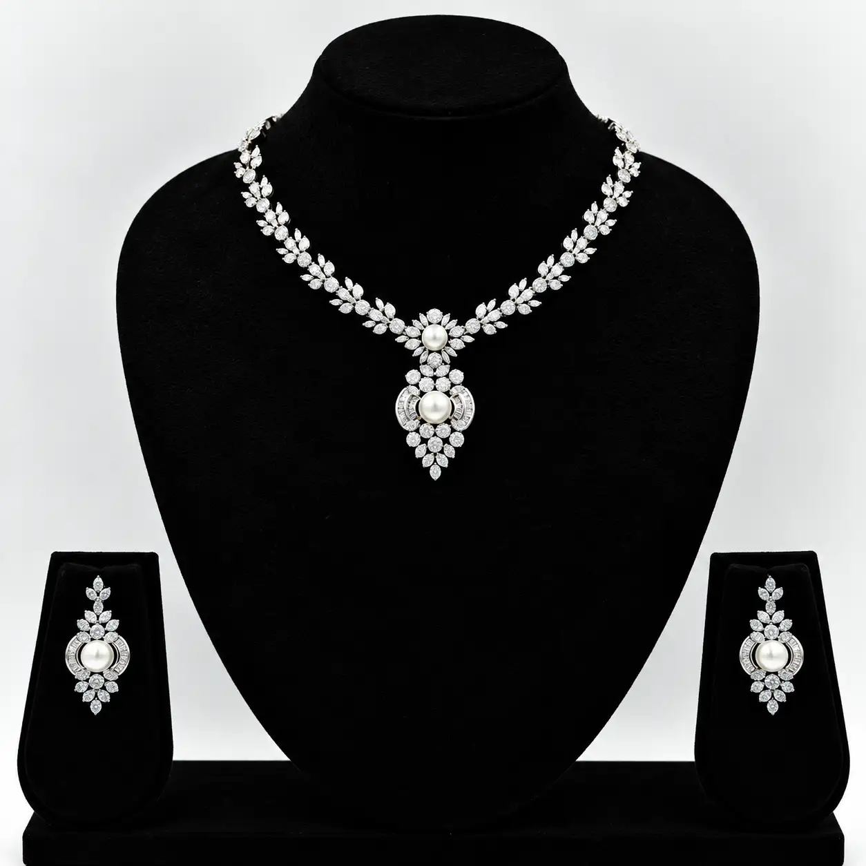 Pearl Grace Necklace
